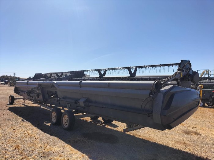 2018 Massey Ferguson Powerflow 1220 Harvester Front & Trailer