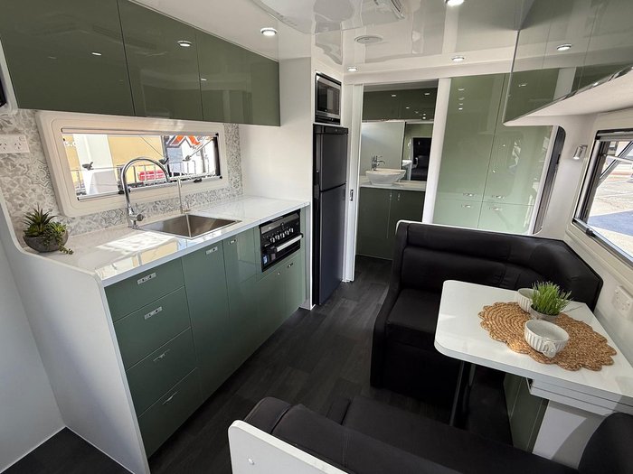 2025 Urban Caravans Tourer 18'6