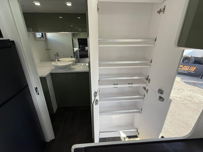 2025 Urban Caravans Tourer 18'6