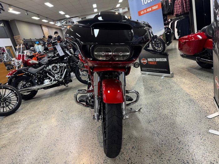 2021 Harley-Davidson CVO Road Glide 117 (FLTRXSE) Touring Black