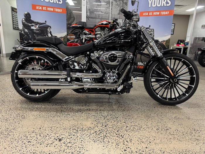 2025 Harley-Davidson Breakout 117 (FXBR) Softail Black