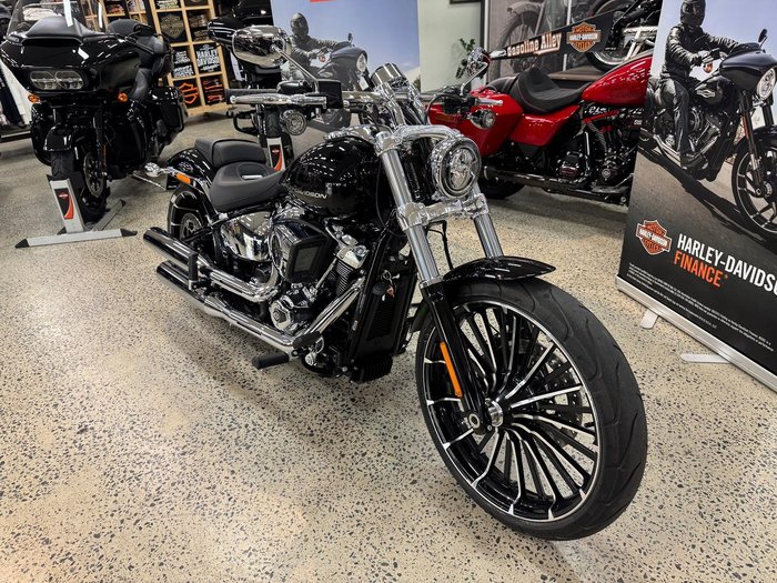 2025 Harley-Davidson Breakout 117 (FXBR) Softail Black