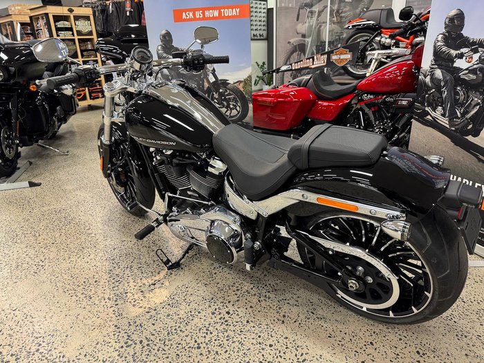 2025 Harley-Davidson Breakout 117 (FXBR)