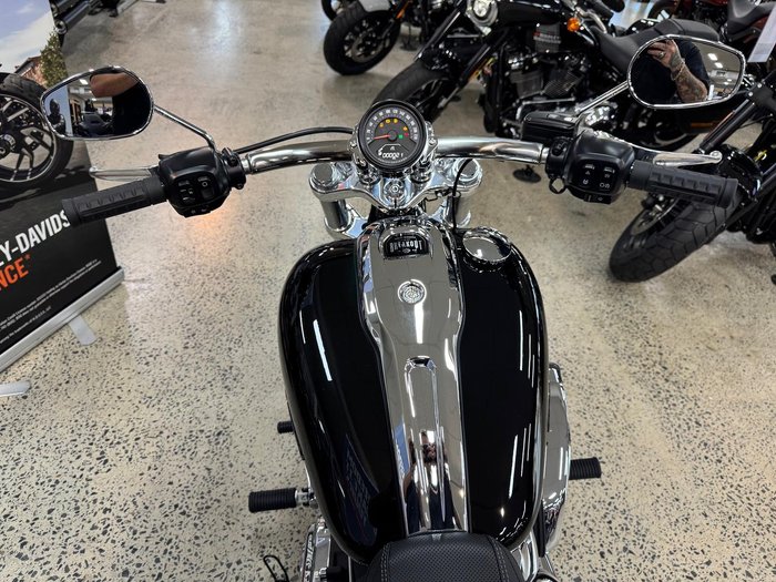 2025 Harley-Davidson Breakout 117 (FXBR) Softail Black