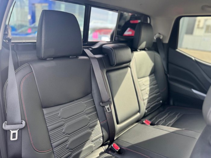 2025 Nissan Navara PRO-4X
