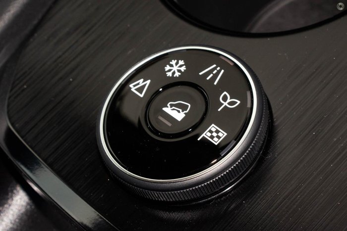 2025 Nissan X-TRAIL ST