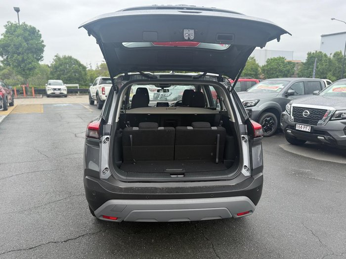 2025 Nissan X-TRAIL ST