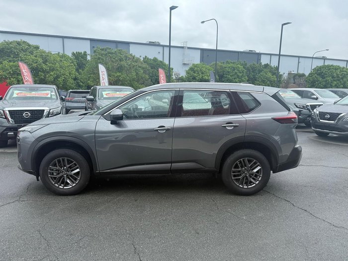 2025 Nissan X-TRAIL ST