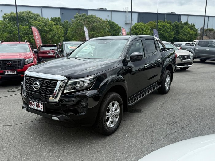 2024 Nissan Navara ST