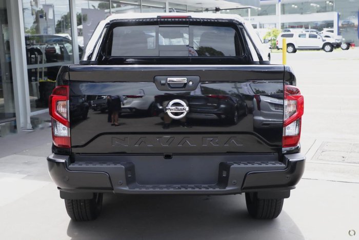 2024 Nissan Navara ST