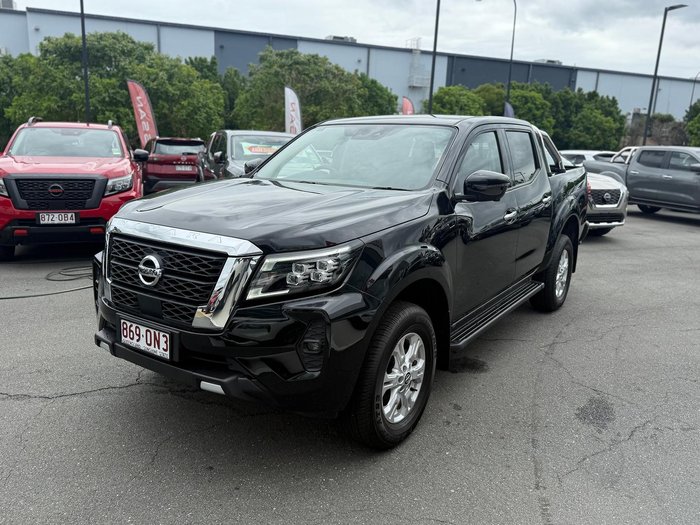 2024 Nissan Navara ST