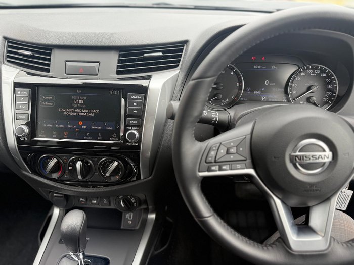 2024 Nissan Navara ST