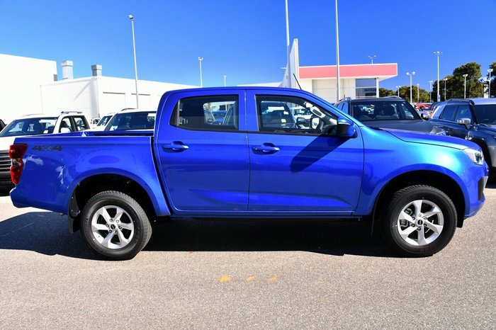 2025 Isuzu D-MAX LS-M