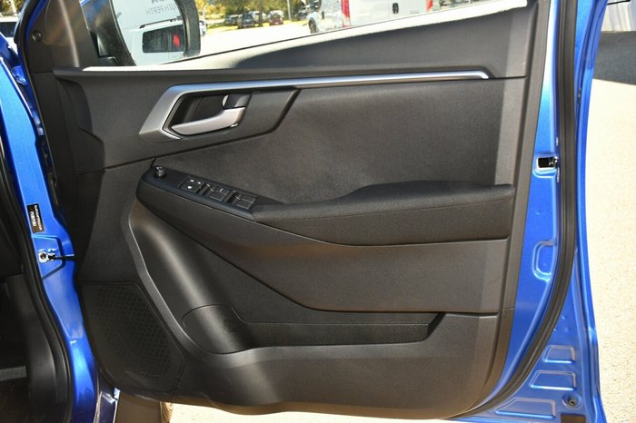 2025 Isuzu D-MAX LS-M