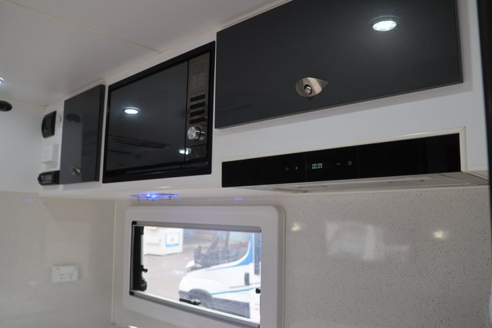 2019 LAVISTA PALOMA 19'6 