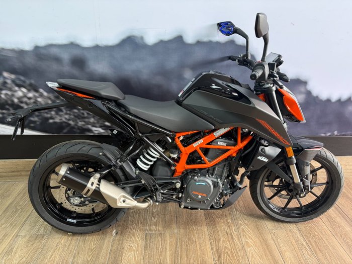 2023 KTM 390 Duke