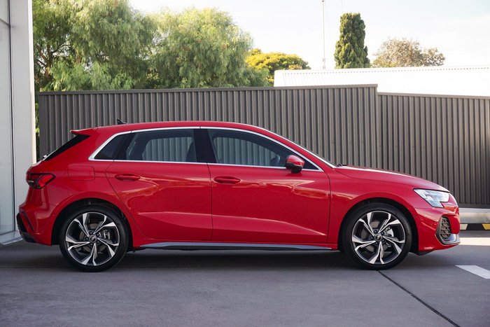 2024 Audi A3 35 TFSI S line