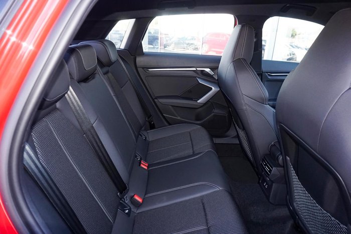 2024 Audi A3 35 TFSI S line