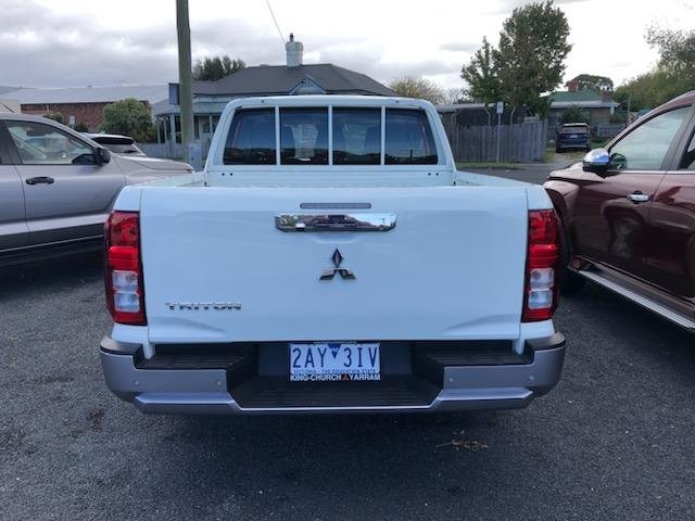 2024 Mitsubishi Triton GLX