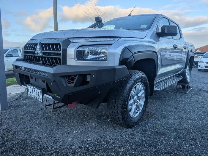 2024 Mitsubishi Triton GLX+