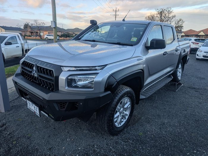 2024 Mitsubishi Triton GLX+