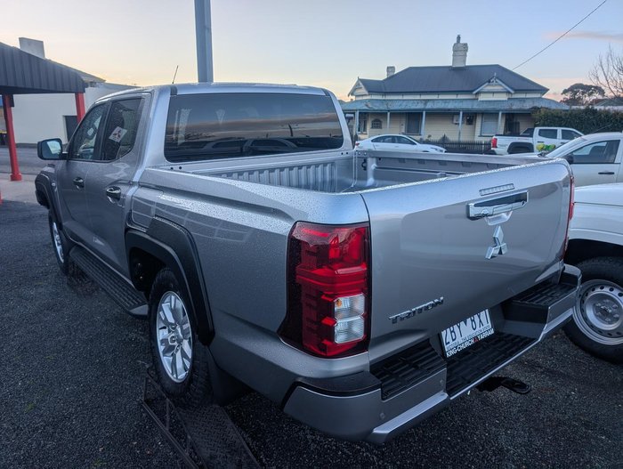 2024 Mitsubishi Triton GLX+
