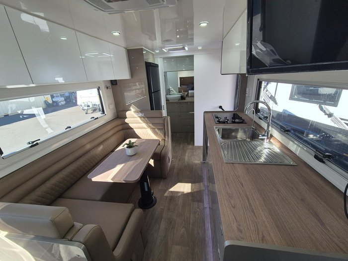 2025 Urban Caravans X-Terrain 20