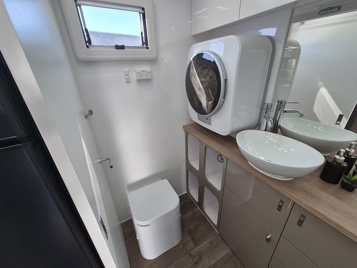 2025 Urban Caravans X-Terrain 20