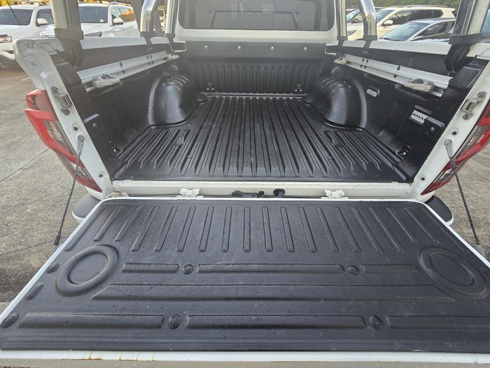 2021 Nissan Navara ST-X D23 MY21.5 4x2 Solid White