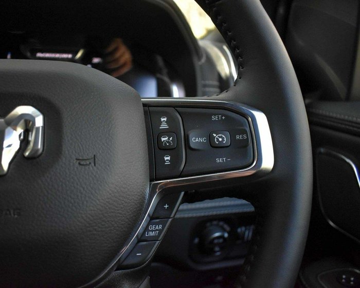 2024 RAM 1500 Laramie Sport RamBox