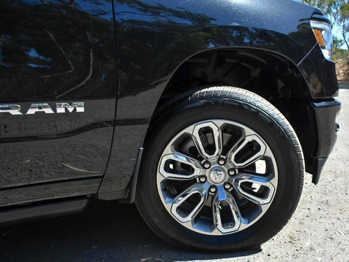 2024 RAM 1500 Laramie Sport RamBox
