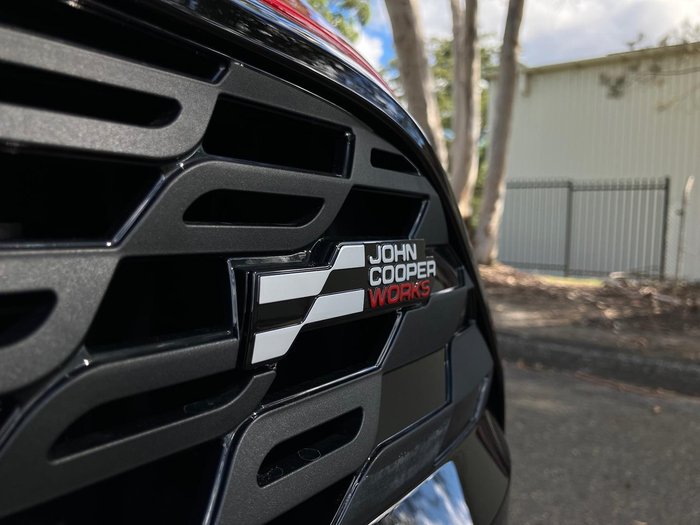 2024 MINI Countryman JCW Favoured