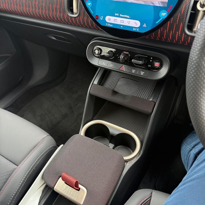 2025 MINI Countryman JCW Favoured