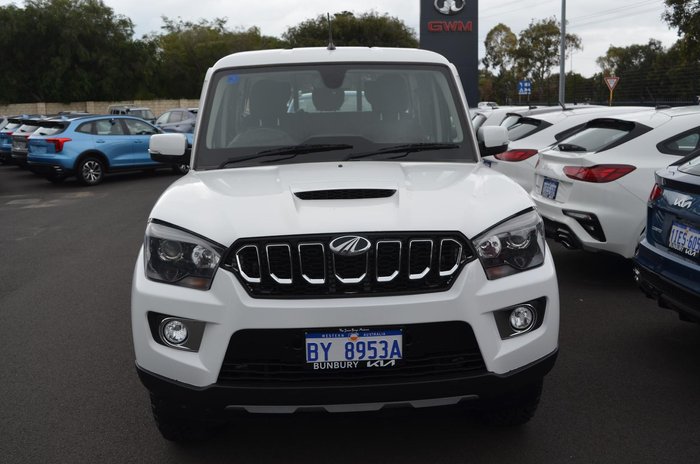 2022 Mahindra PIK-UP S11