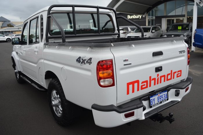 2022 Mahindra PIK-UP