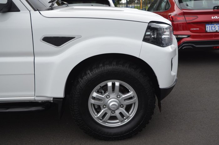 2022 Mahindra PIK-UP S11