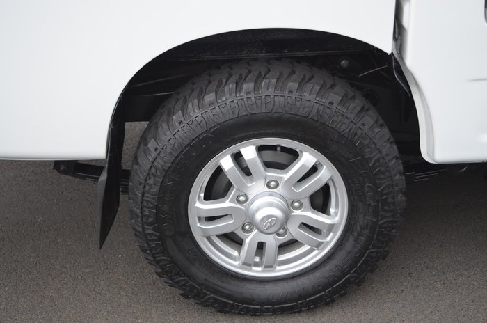 2022 Mahindra PIK-UP S11