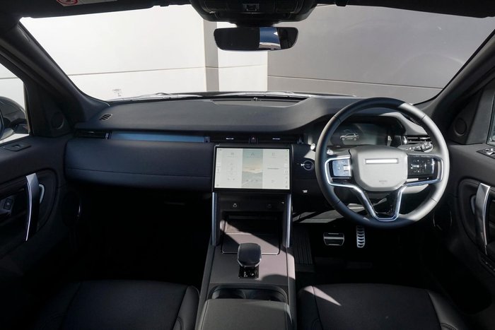 2024 Land Rover Discovery Sport P250 Dynamic SE