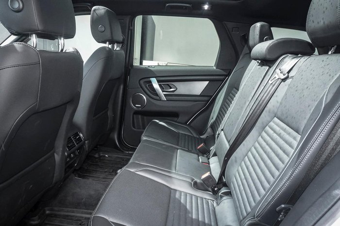 2024 Land Rover Discovery Sport P250 Dynamic SE