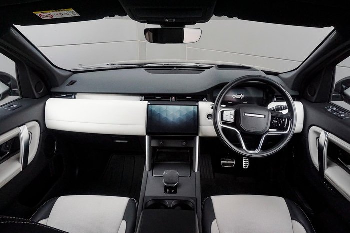 2024 Land Rover Discovery Sport P250 Dynamic HSE