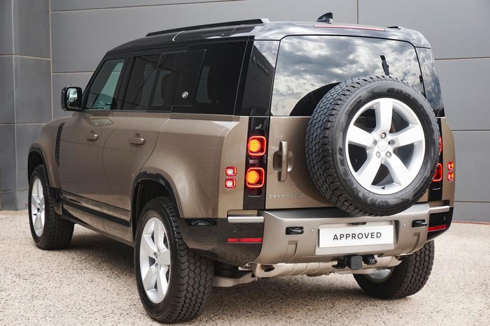 2024 Land Rover Defender 110 P400 X-Dynamic HSE