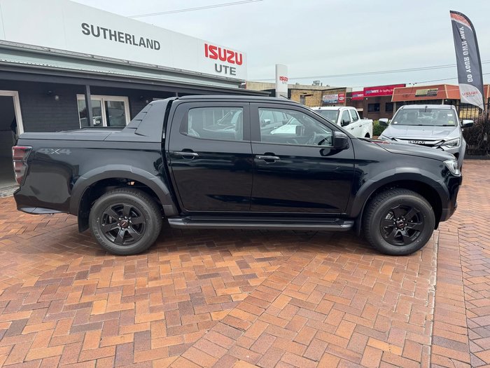 2025 Isuzu D-MAX X-TERRAIN