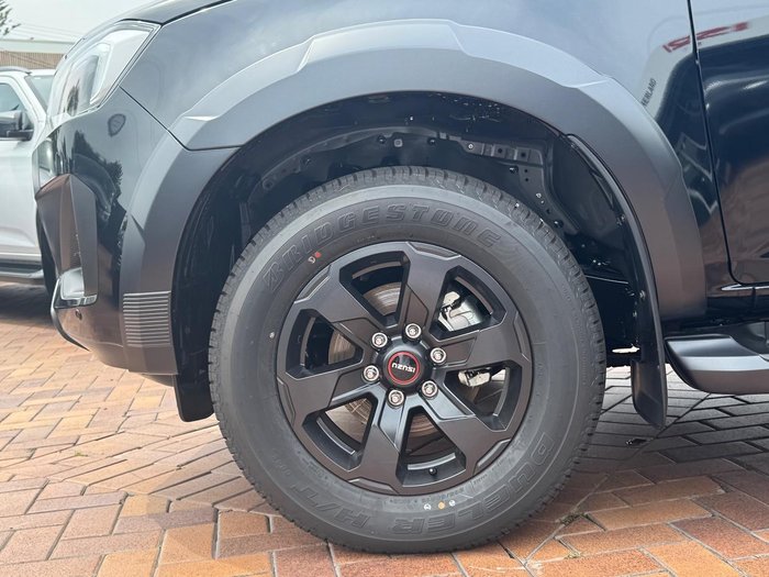 2025 Isuzu D-MAX X-TERRAIN