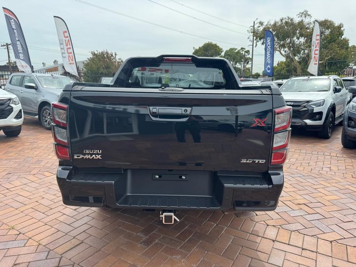 2025 Isuzu D-MAX X-TERRAIN