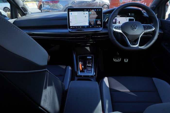 2024 Volkswagen Golf 110TSI R-Line