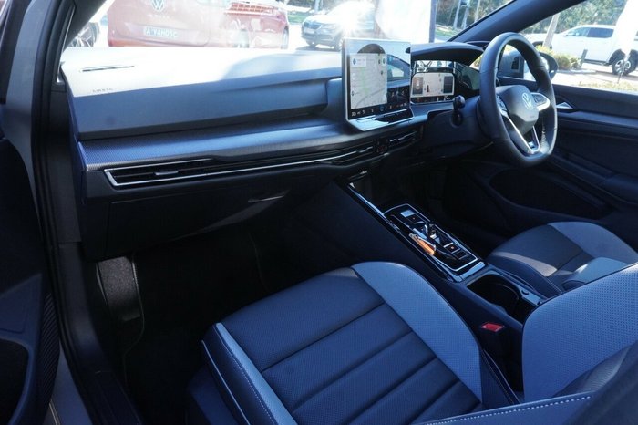 2024 Volkswagen Golf 110TSI R-Line