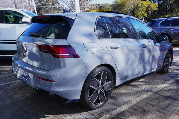 2024 Volkswagen Golf 110TSI R-Line