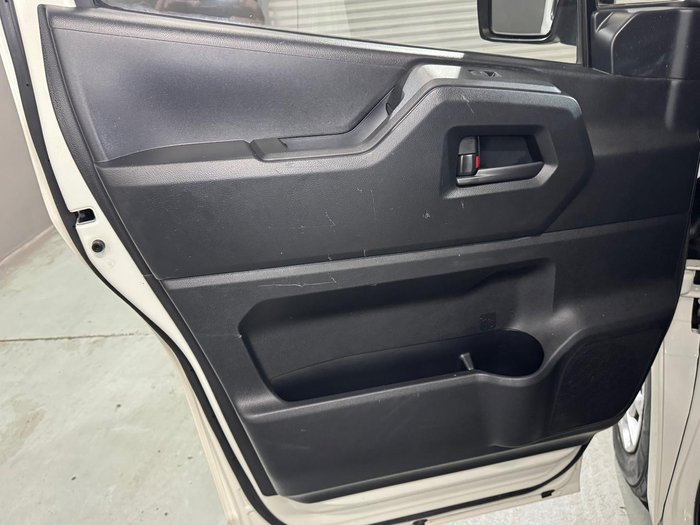 2019 Toyota Hiace 
