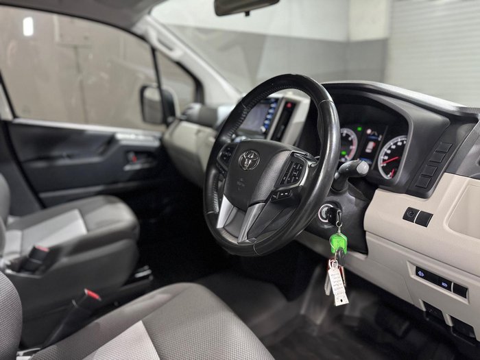2019 Toyota Hiace 
