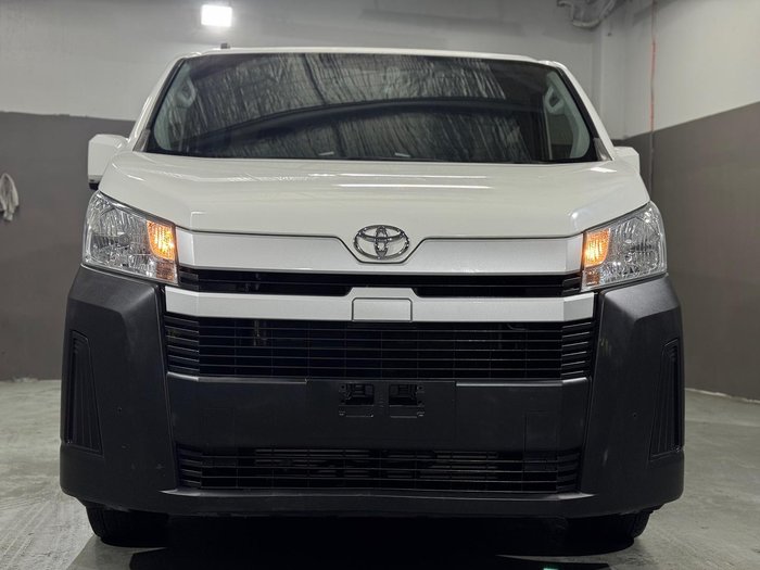 2019 Toyota Hiace 